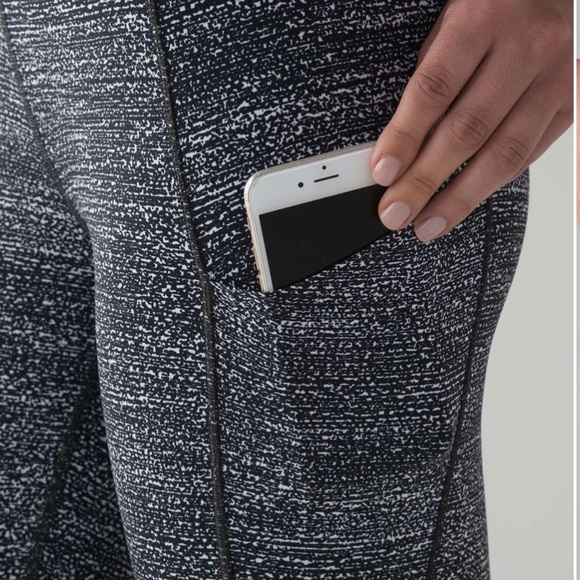 Lululemon Fast & Free Crop 19” Nulux, EUC - Picture 4 of 9